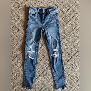 American Eagle women’s jeans